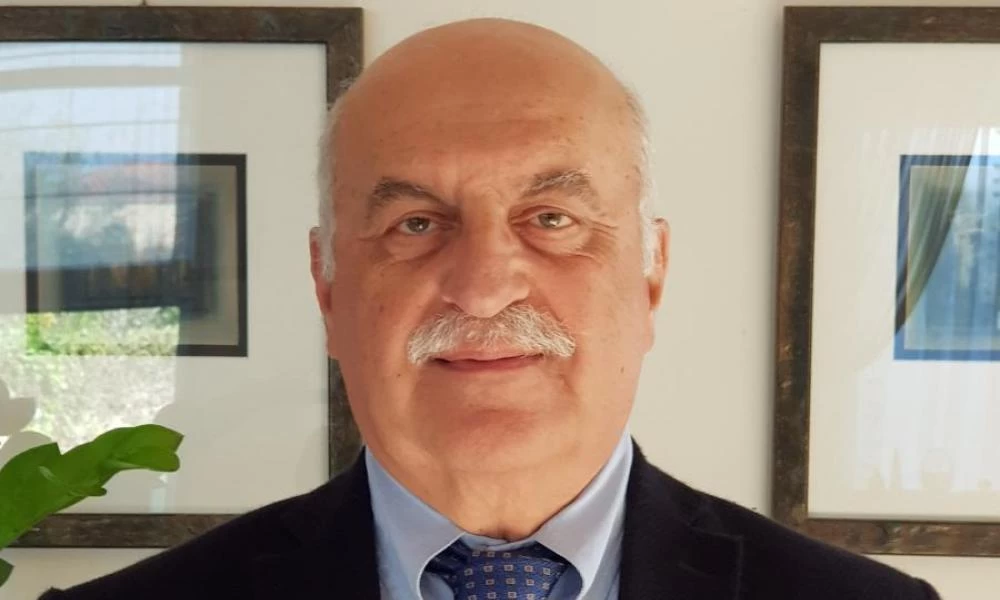 Νίκος Τζανάκης: Πρόβλεψη για 3.000 κρούσματα τον Ιούλιο